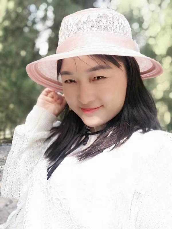 凤凰的第一张照片--伊犁父母相亲团